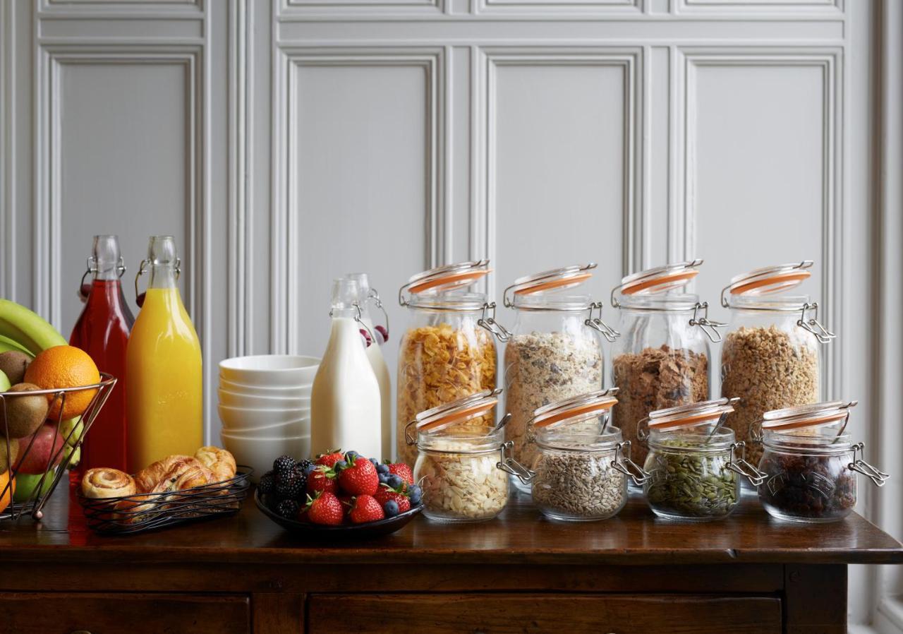 The Roseate Edinburgh - Small Luxury Hotels Of The World Екстериор снимка A selection of breakfast cereals